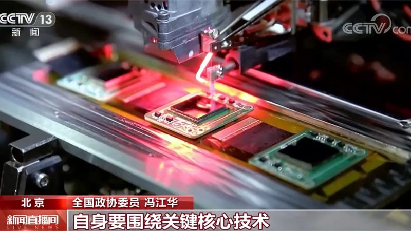 在技术面试中，面试官往往会对应聘者的技术深度和广度进行考察。以下是一些高频问题：